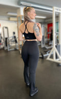 Signature Flared Leggings