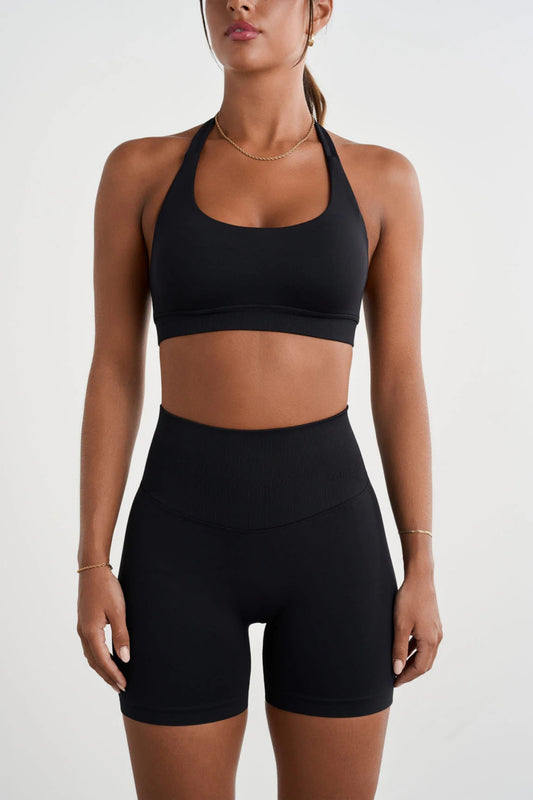 Sculpt Halterneck Sports Bra - for kvinde - FAMME - Sports Bra