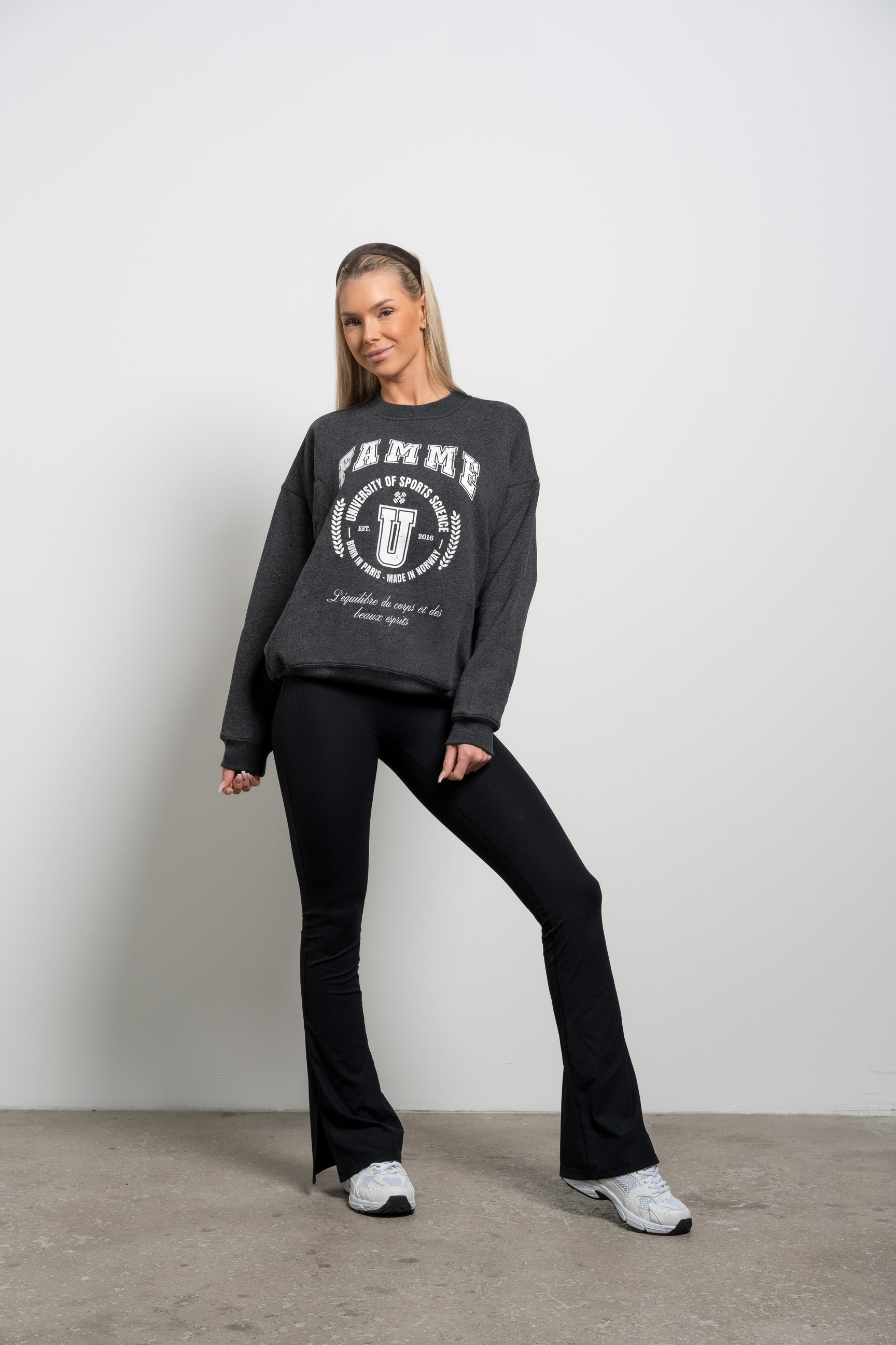 Black University Sweatshirt - for dame - Famme - Sweatshirt