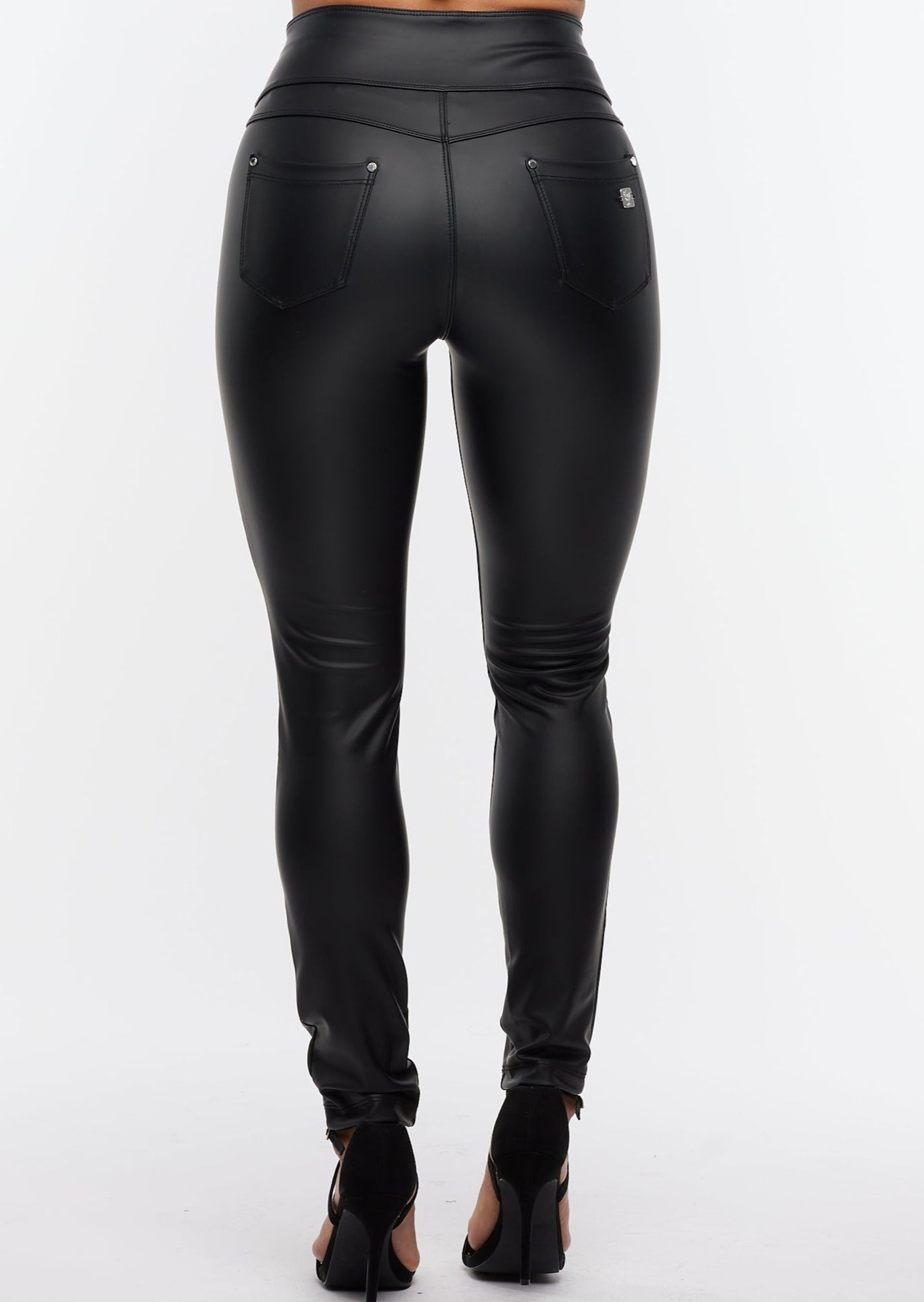 Freddy WR.UP® NOW High Waist - Eco Leather Black - for kvinde - FREDDY WR.UP® - Bukser