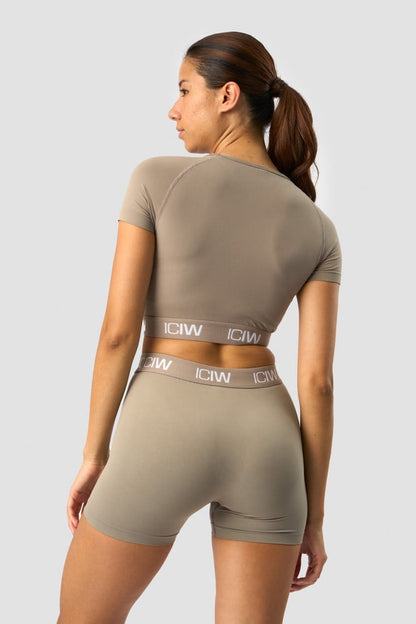 define seamless logo t-shirt crop top taupe