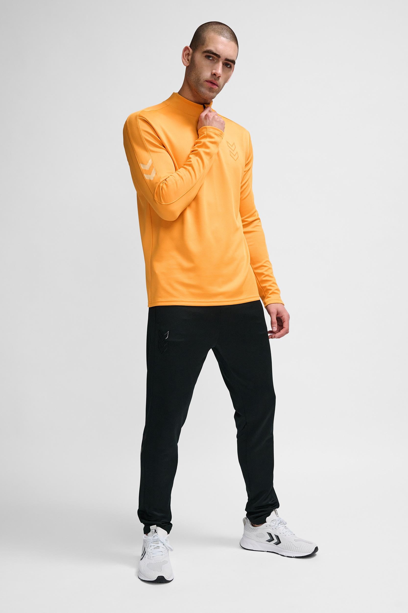 HUMMEL - Hmlactive Pl Half Zip - Blazing Orange