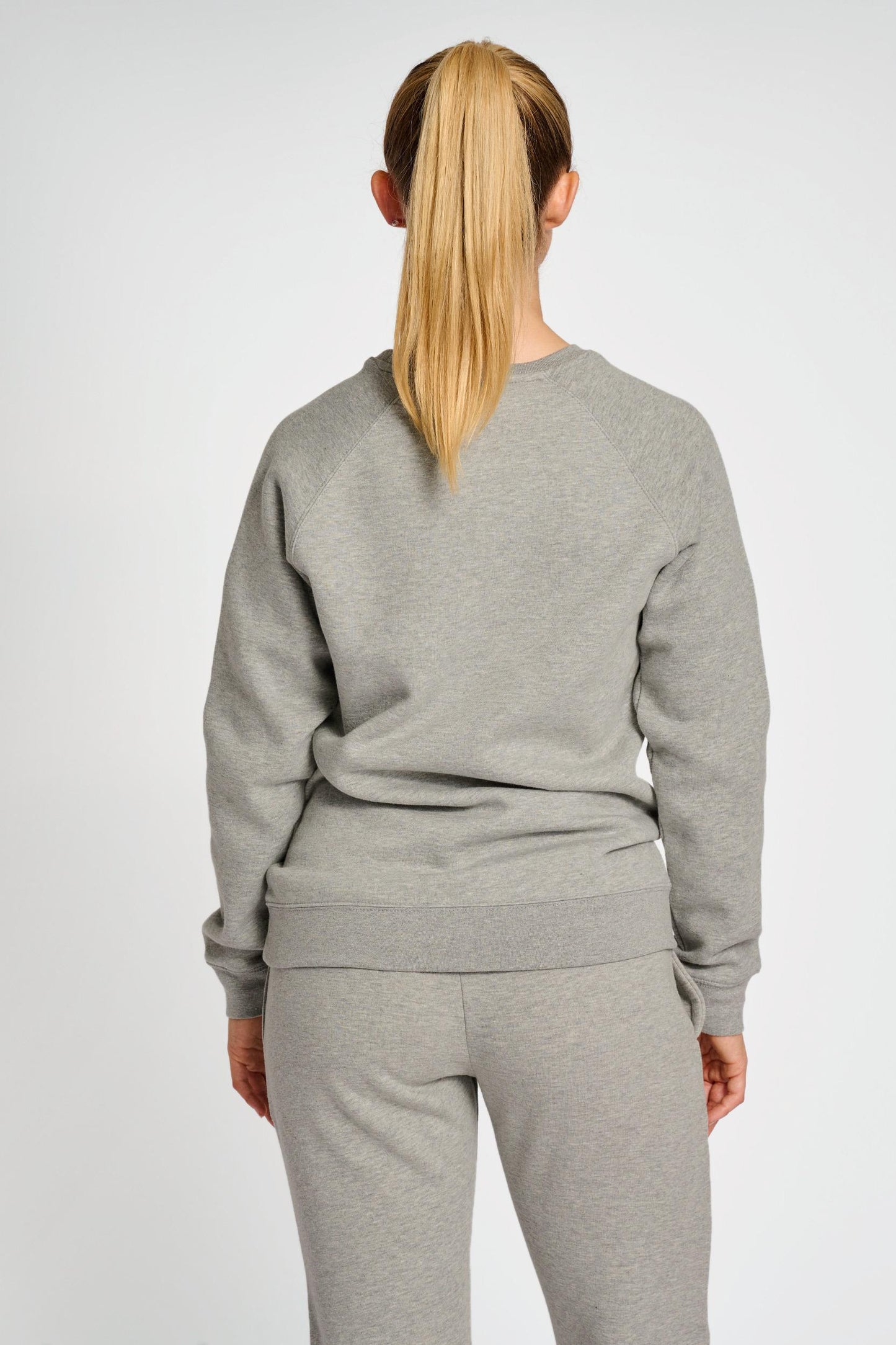 HUMMEL - Hmlred Heavy Sweatshirt Woman - Grey Melange