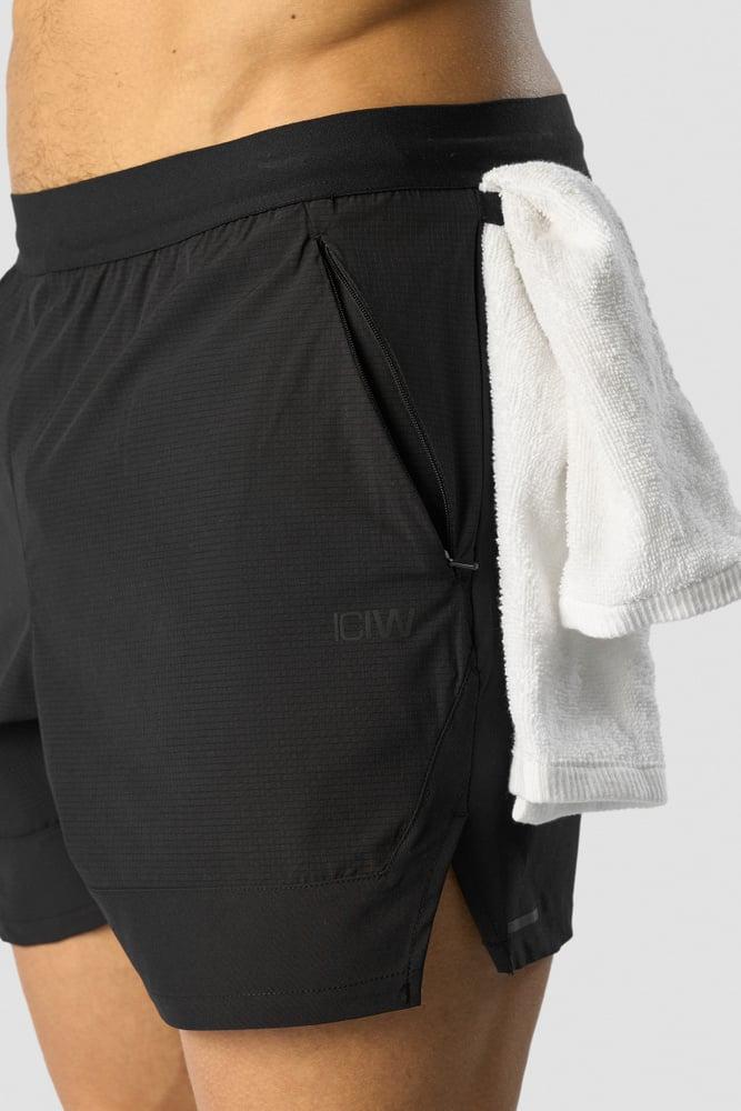 ICANIWILL - Charge Shorts - Black