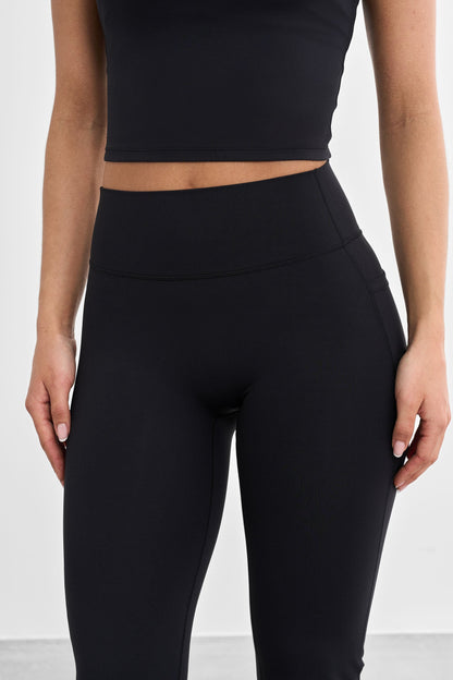 Signature flared leggings med lommer