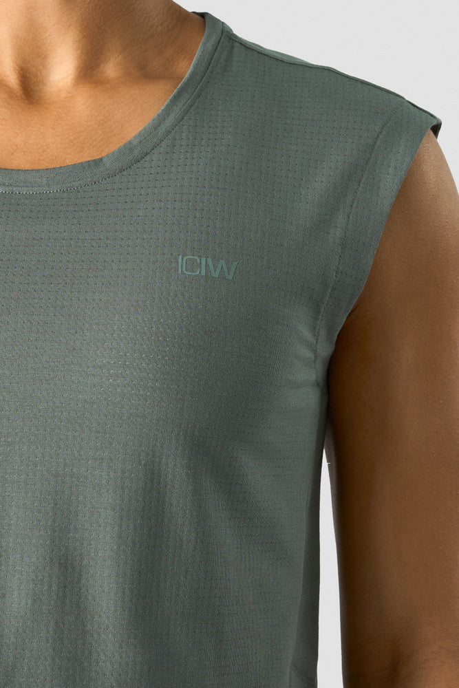 stride cropped tank wmn sea green