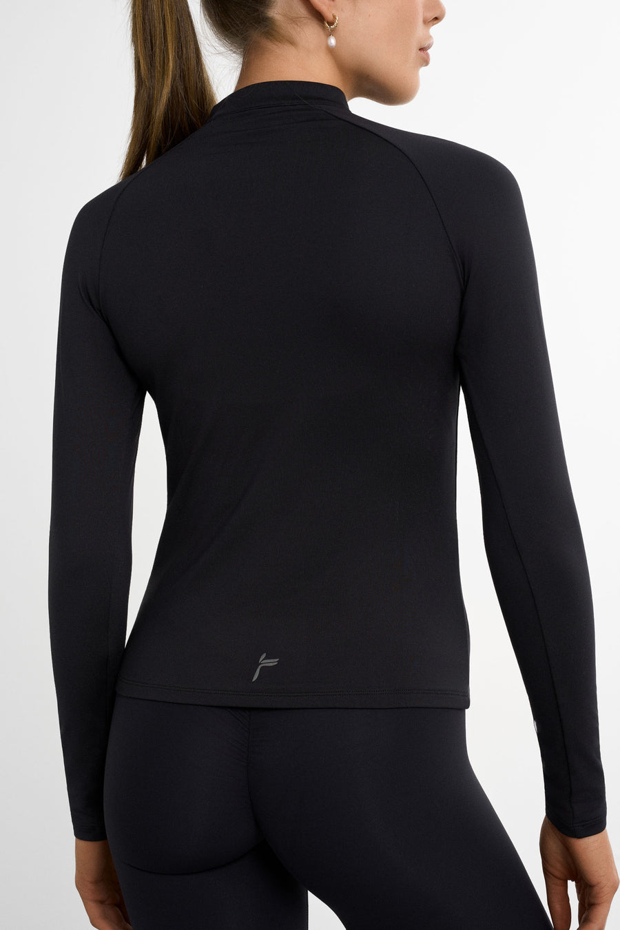 Thermal Essential Long Sleeve · Black